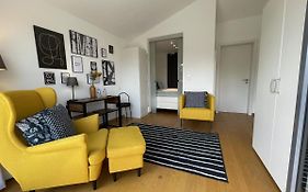 Stylish Studio Lux-City